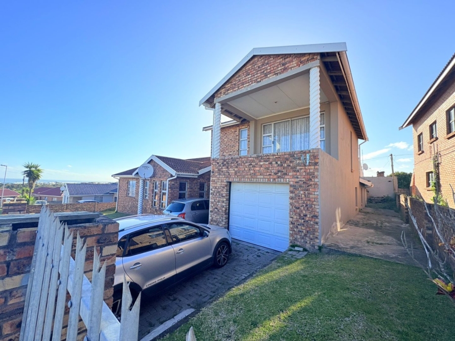 4 Bedroom Property for Sale in Sunnyridge Eastern Cape
